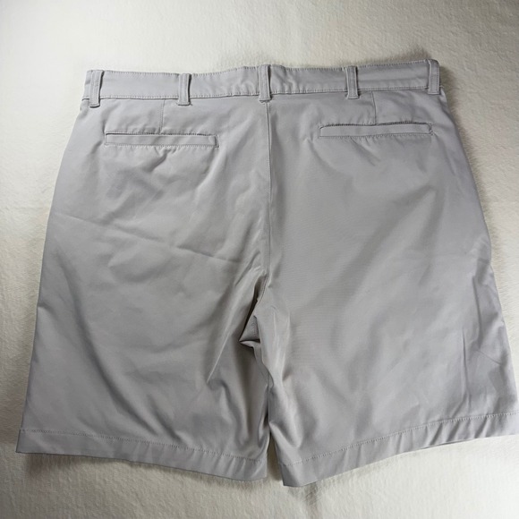 St Johns Bay Men 38 Gray Comfort Stretch  Golf Casual Shorts Excellent Condition - Picture 3 of 6